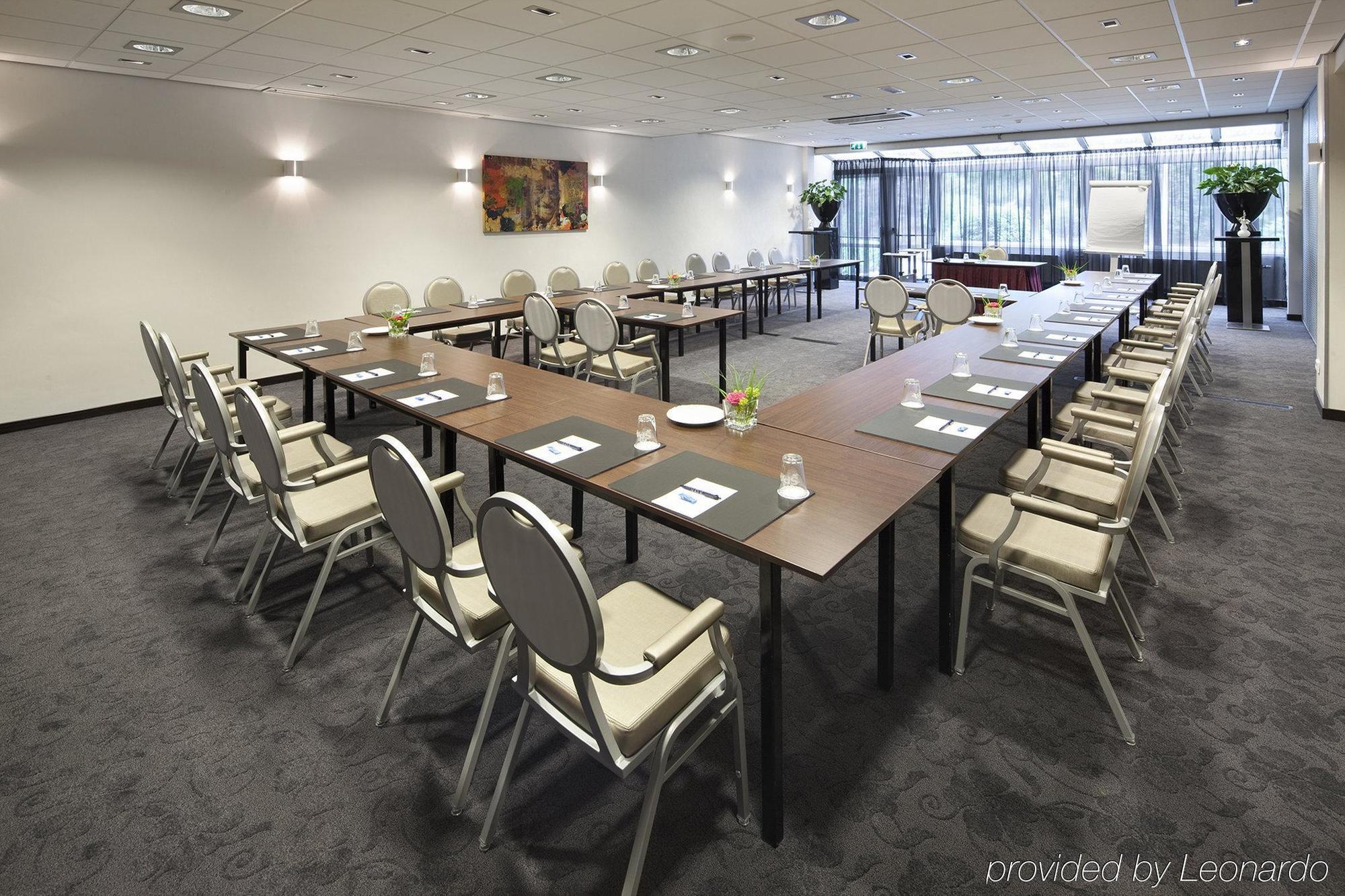 Van Der Valk Hotel Venlo Instalações foto